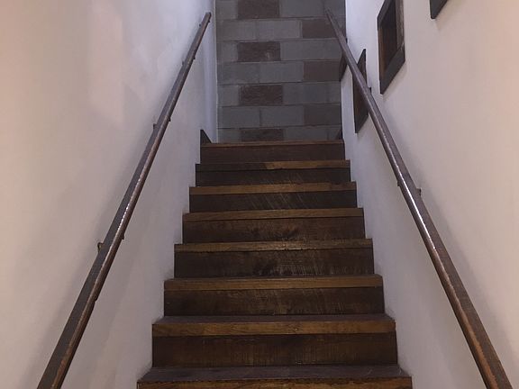 3rd image of 222 Peters St SW APT 9