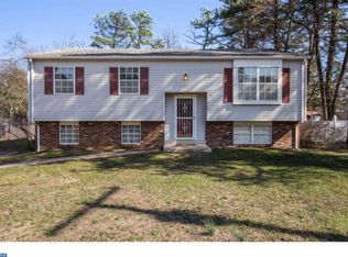 211 Mohawk Trl, Browns Mills, NJ 08015