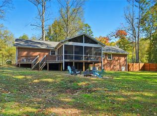 4274 Sunnydell Dr, Winston Salem, NC 27106