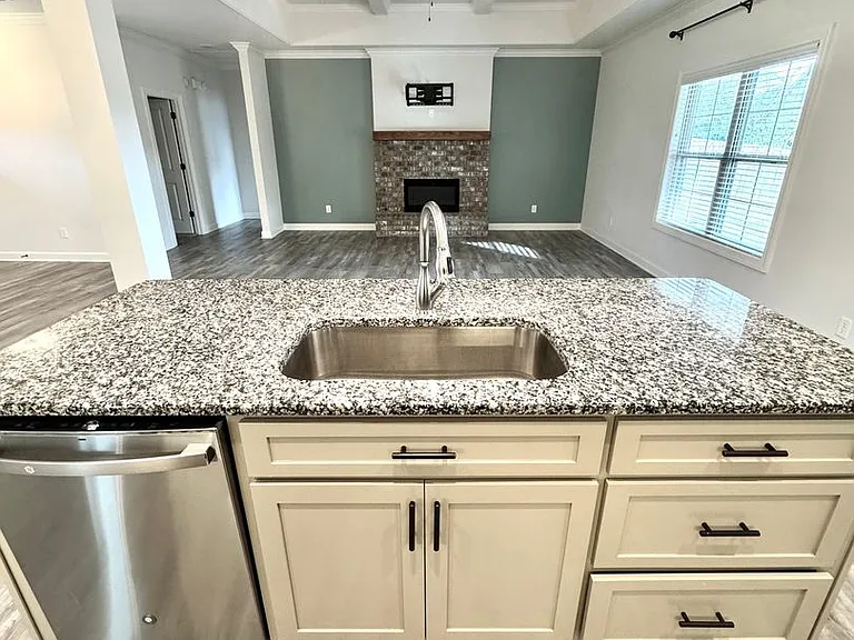 127 Birchwood Pl — Photo 5