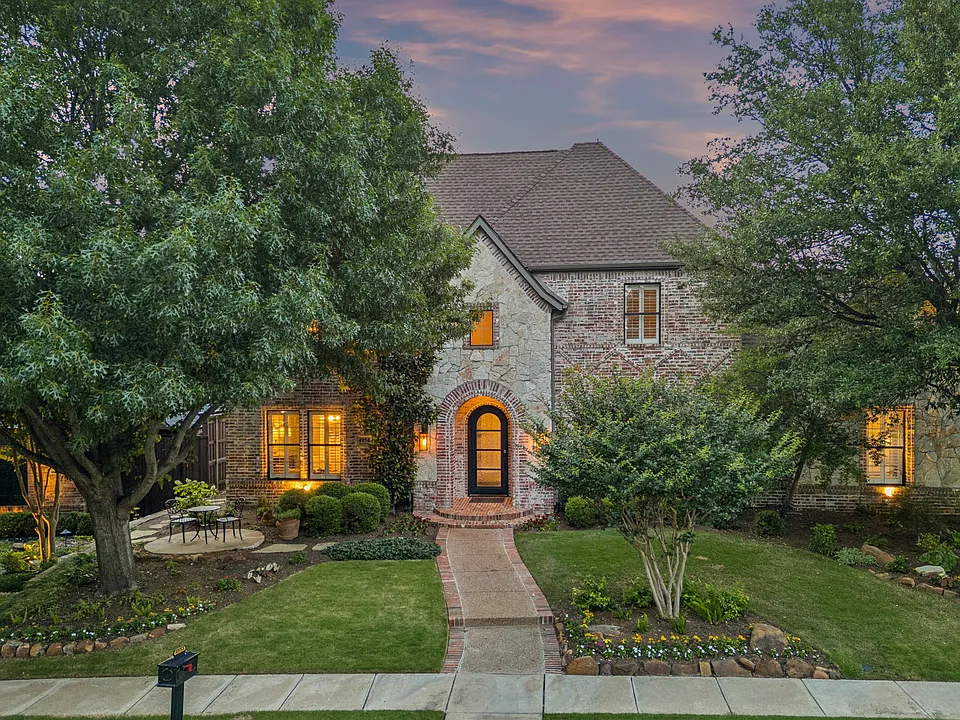 4954 Northshore Dr