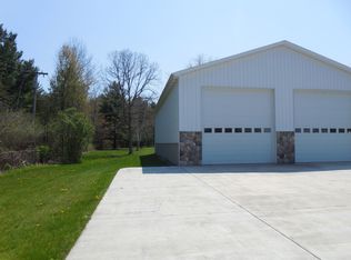 9181 Swaffer Rd, Vassar, MI 48768