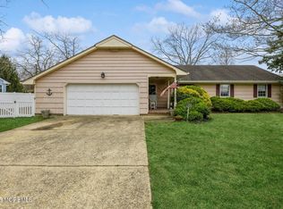 305 Springfield Ave, Pine Beach, NJ 08741