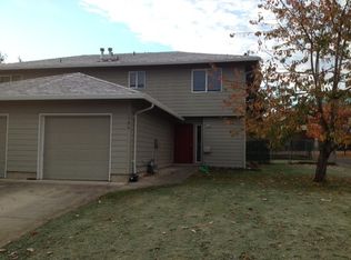 1594 SW Fellows St, McMinnville, OR 97128