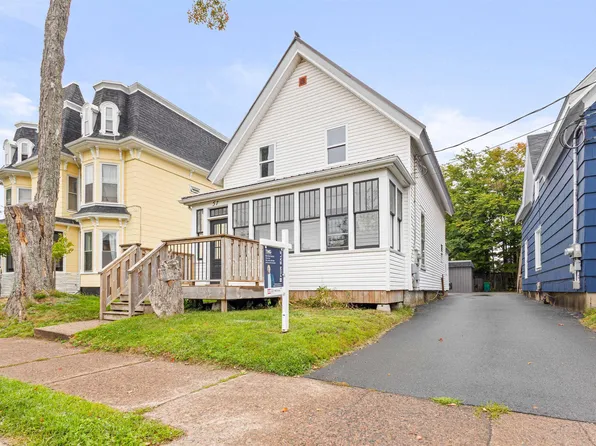57 Pleasant St, Truro, NS B2N 3R8