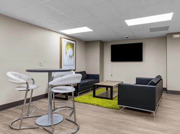 401 Harmon Cove Tower image 40 of 47