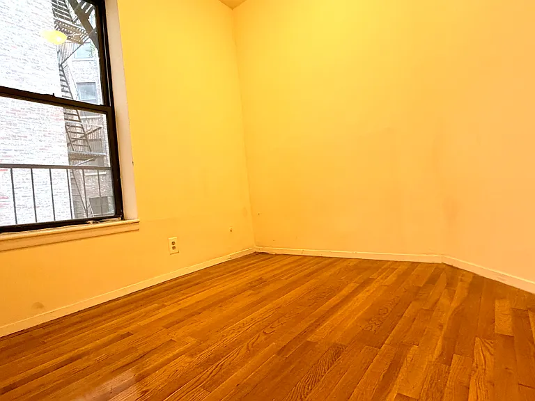 217 E 22nd St #7 — Photo 7