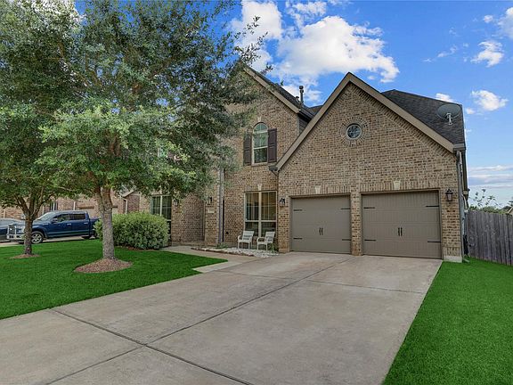 3rd image of 13416 Vintage Trail Ln