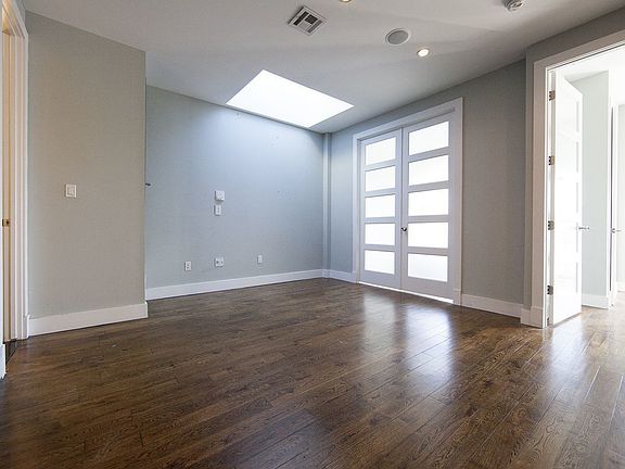 3rd image of 1145 Greene Ave #3FF