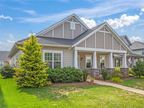 1797 Paxton Ln, Kernersville, NC 27284