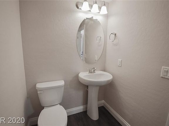 5th image of 9536 Belmont Bay Ave