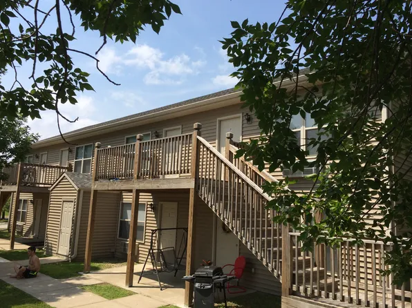 5502 Beechwood Blvd #1, Saint Joseph, MO 64503