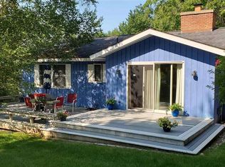 1407 Kalamazoo Ave, Petoskey, MI 49770