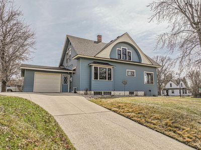 703 6th Ave E, Alexandria, MN, 56308