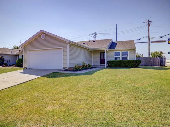 524 English Elm Ln, Norman, OK 73069