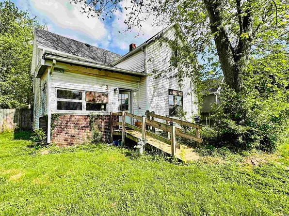 915 Clay St, Huntingburg, IN 47542
