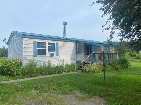 811 New Boston Road, St. Johnsbury, VT 05819