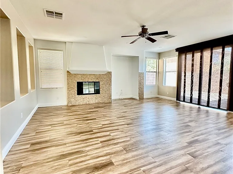 1220 Olivia Pkwy — Photo 25