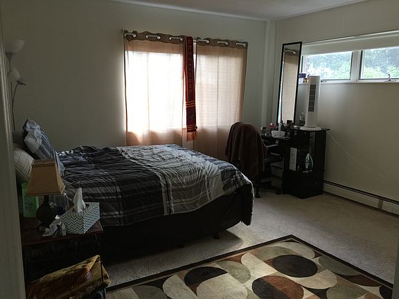 4th image of 410 Washington St APT 11