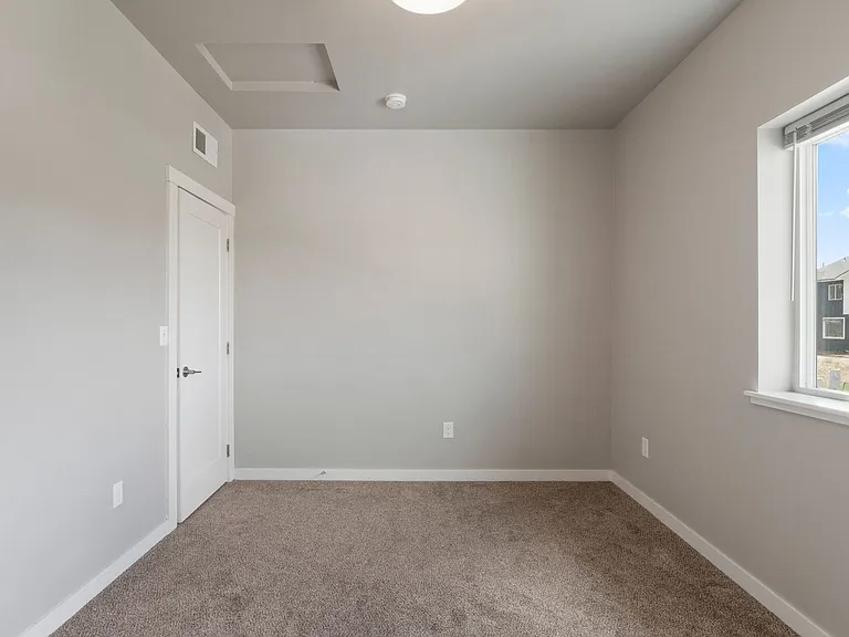 303 S Felts Ln — Photo 14