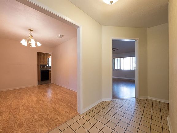 5th image of 6150 Daisy Dr