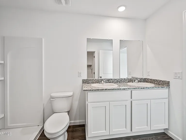 1845 Yance Dr — Photo 18