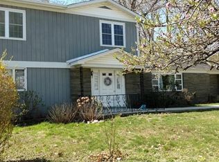 22 Regina Rd, Highland Falls, NY 10928