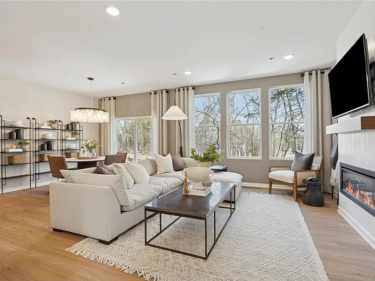 10386 Ithaca Ln N — Photo 1