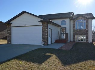 657 Flight Line Ct, Box Elder, SD 57719