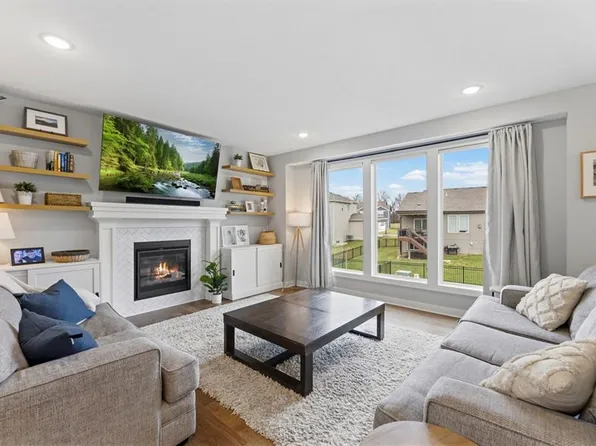 18910 Ocheltree St, Spring Hill, KS 66083