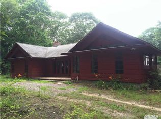 391 W End Ave, Shirley, NY 11967