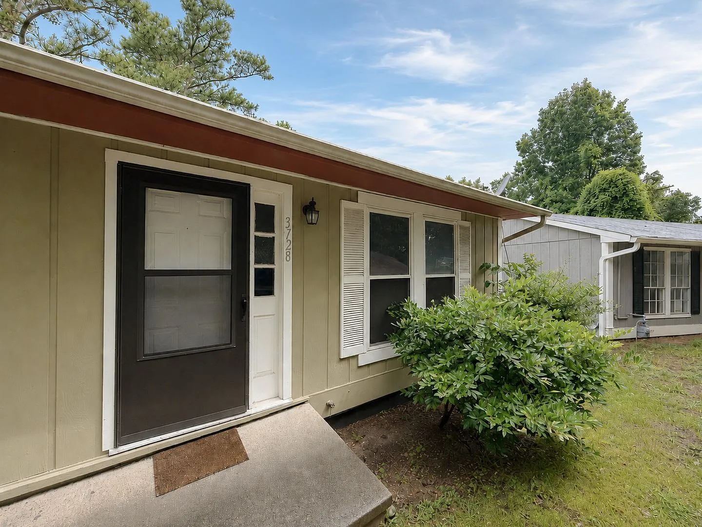 2 bed, 1.5 bath, 1040 sqft, $1,195 — Photo 4