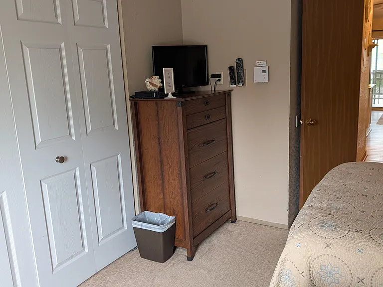 6254 N Harris Harbor Dr — Photo 11