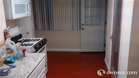 4th image of 4343 E Live Oak Ave Spc B6