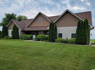 1776 N County Road 1600, Carthage, IL 62321