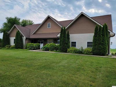 1776 N County Road 1600, Carthage, IL, 62321