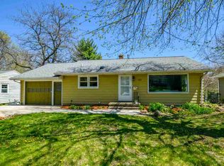 621 Frederick Ln, Madison, WI 53711