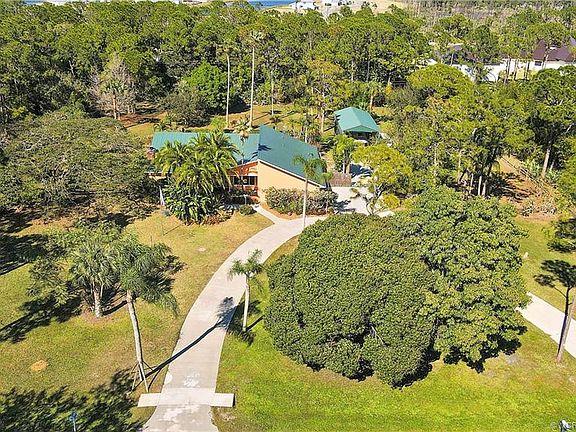 5th image of 10941 SW Hawkview Cir