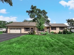 8210 Hillcrest Dr, Orland Park, IL 60462