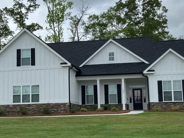 104 Spyglass Dr, Greenwood, SC 29649