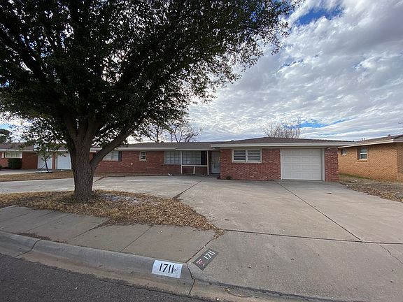 2nd image of 1711 Rosewood Ave