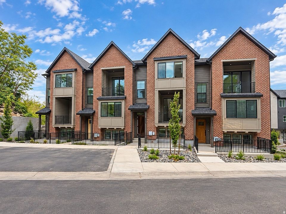 1st image of 850 E Maplehurst Dr #113