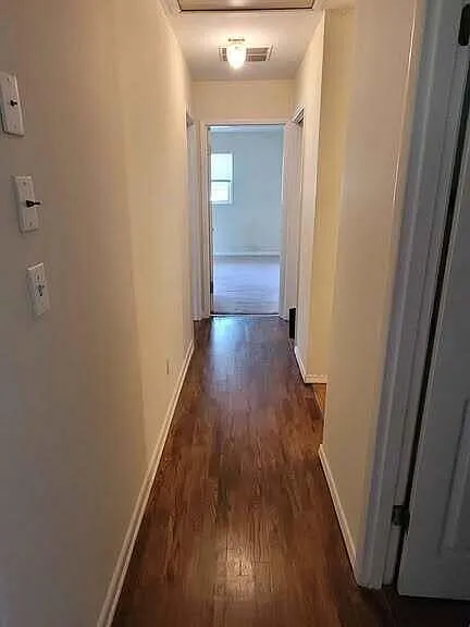 918 S Luster Ave — Photo 12
