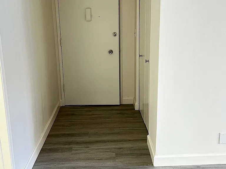 143 S Saint Andrews Pl #7 — Photo 7