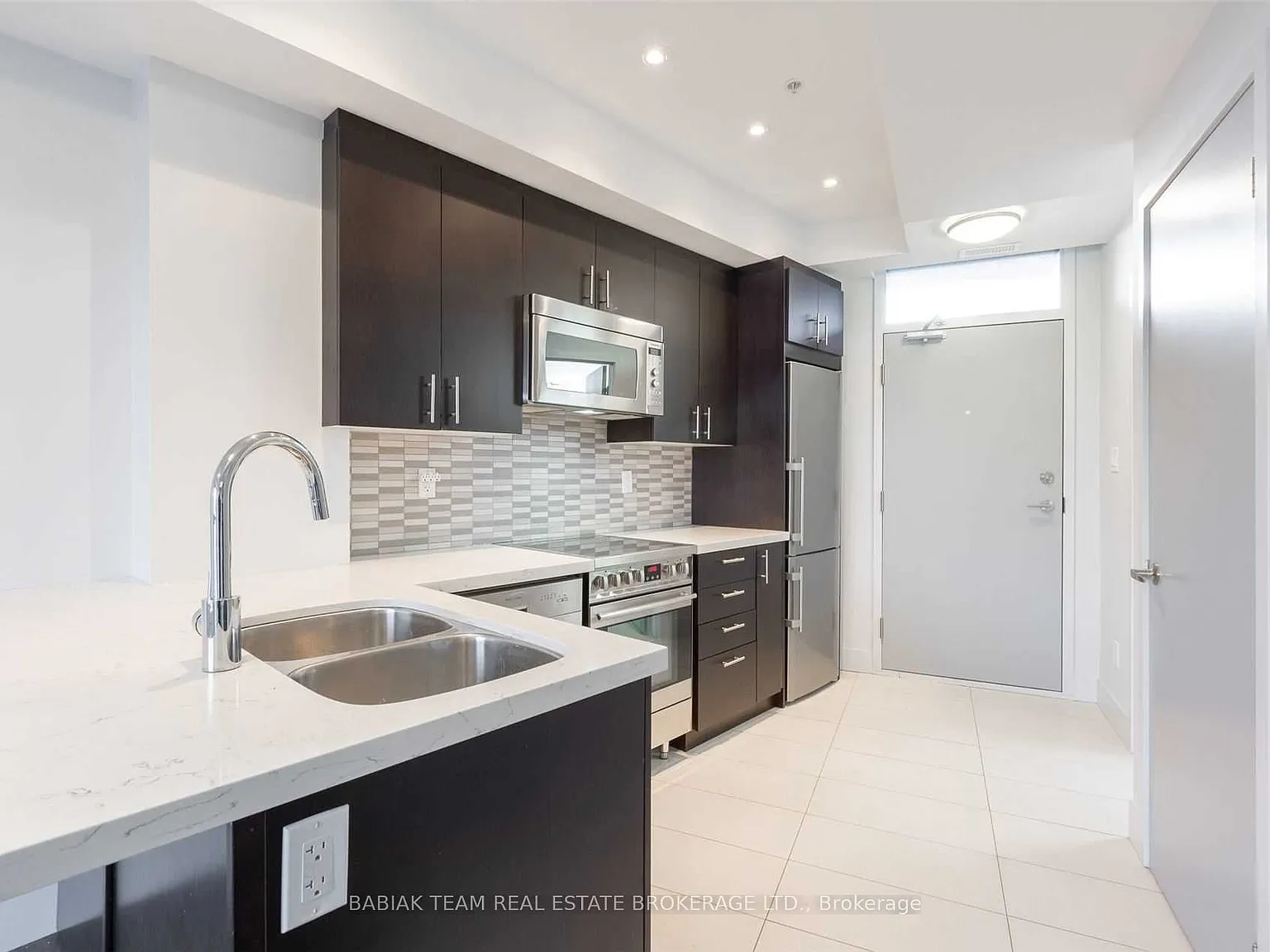 2 bed, $3,375 — Photo 4