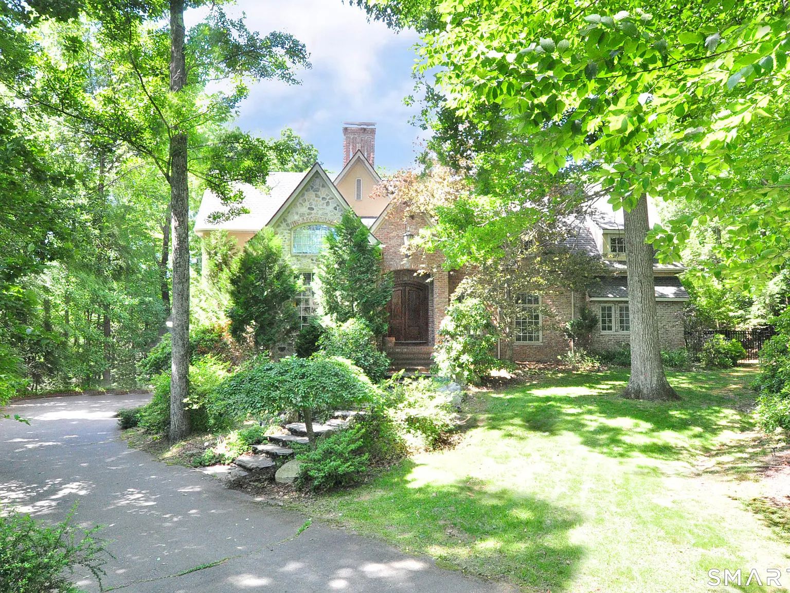 4 bed, 5.0 bath, 4373 sqft, $6,500 — Photo 2