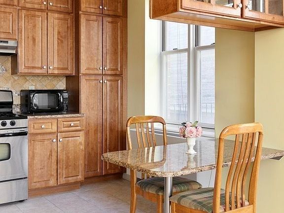 5th image of 575 E New York Ave APT 4D