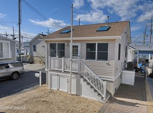 28 E Shell Landing Way, Lavallette, NJ 08735