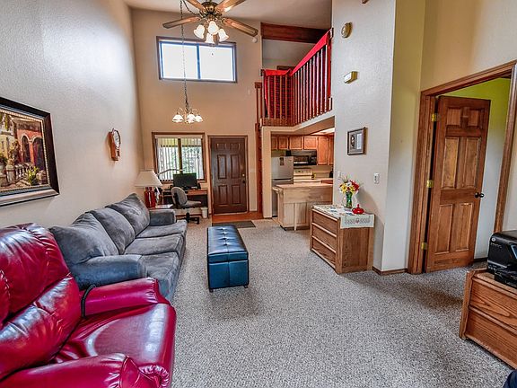 4th image of 1607 Davis Ave Unit W139
