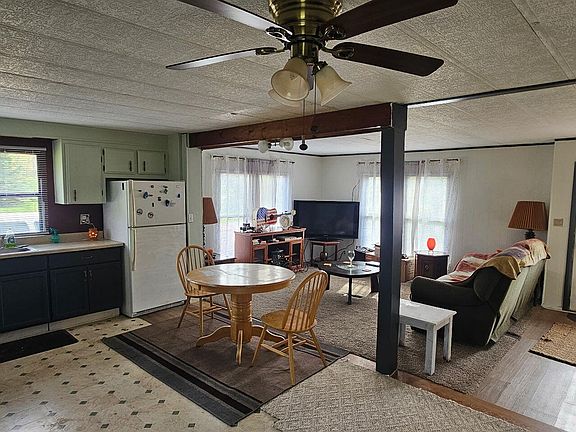5th image of 8216 Marsh Rd